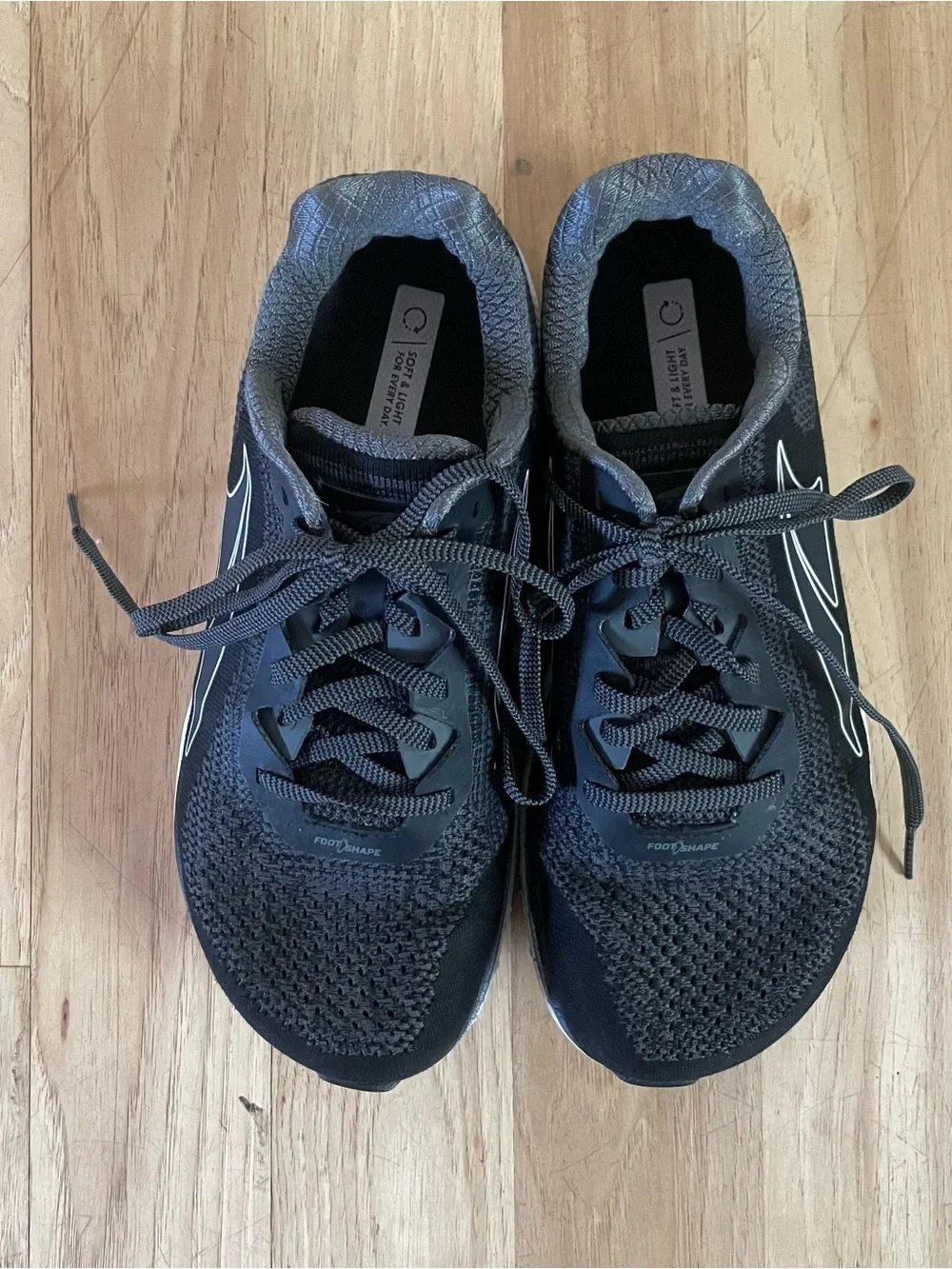 Men’s Altra Torin 4 Plush Running Shoe size 8